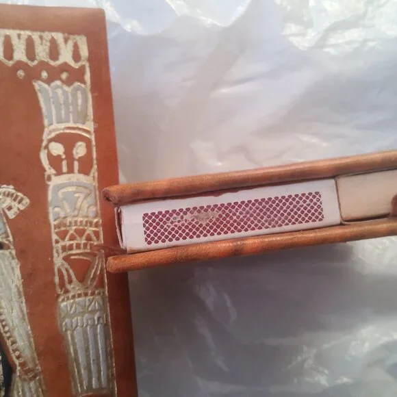 VINTAGE BOX CONTAING BOX FOR MATCHES EMPTY MOW COOL PEICE SALE - Picture 7 of 14